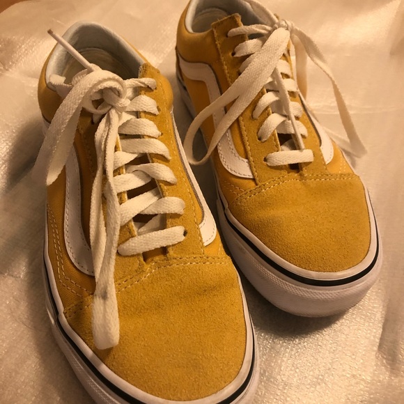 vans old skool mustard suede